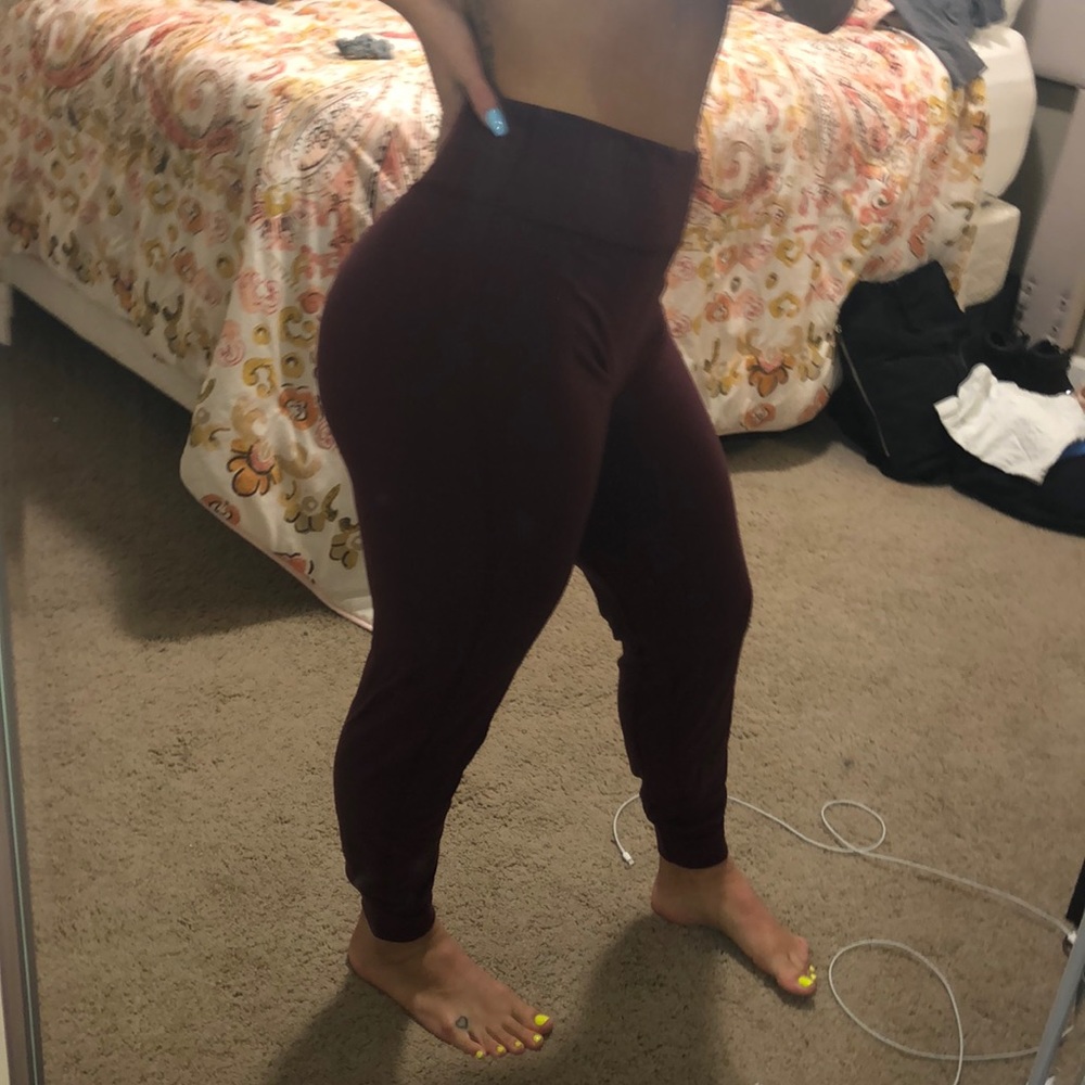 Lululemon joggers